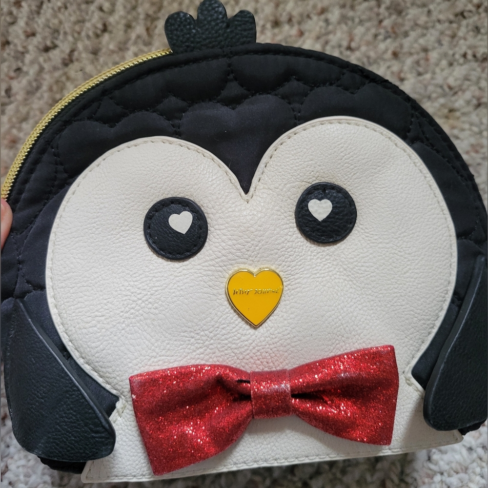 Betsey Johnson Penguin Make Up Accessory Bag Floral Interior